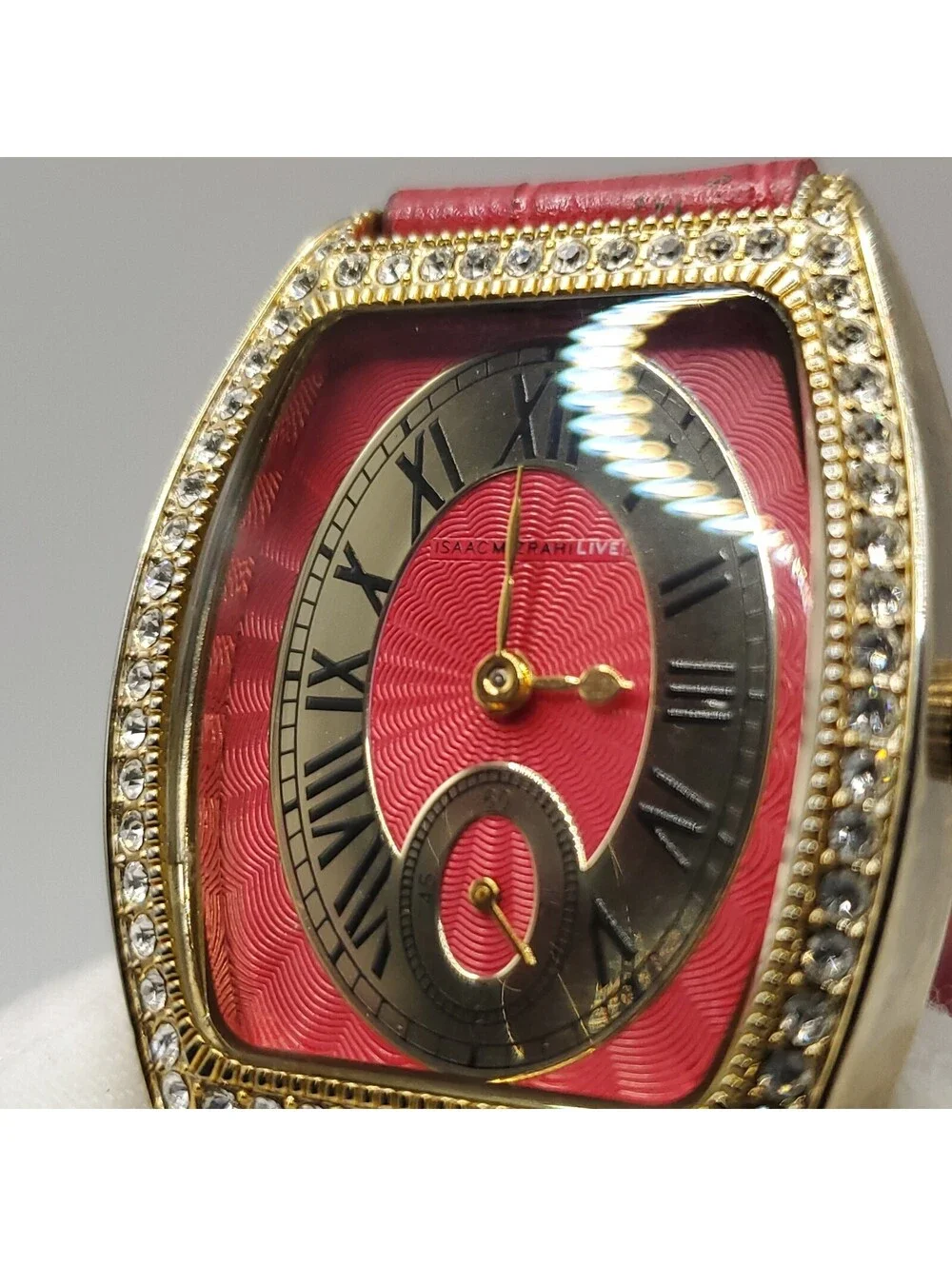 Isaac Mizrahi Live Quartz Womens 32mm Watch Red Sub Dial New Battery